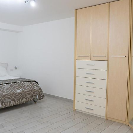 Suite D'Elite Chiaia Napoli Esterno foto